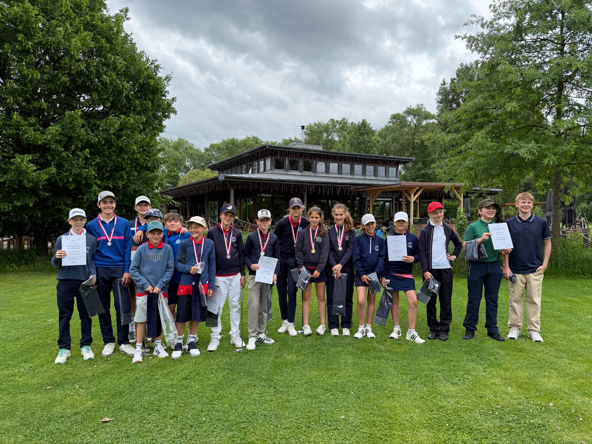 Students at Golf Cup