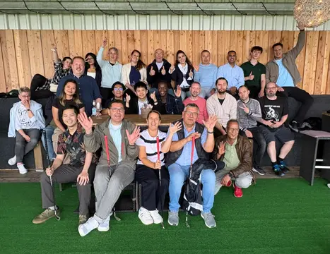 Cheering team photo of Hotel Böttcherhof at the summer party at Golf Lounge Resort